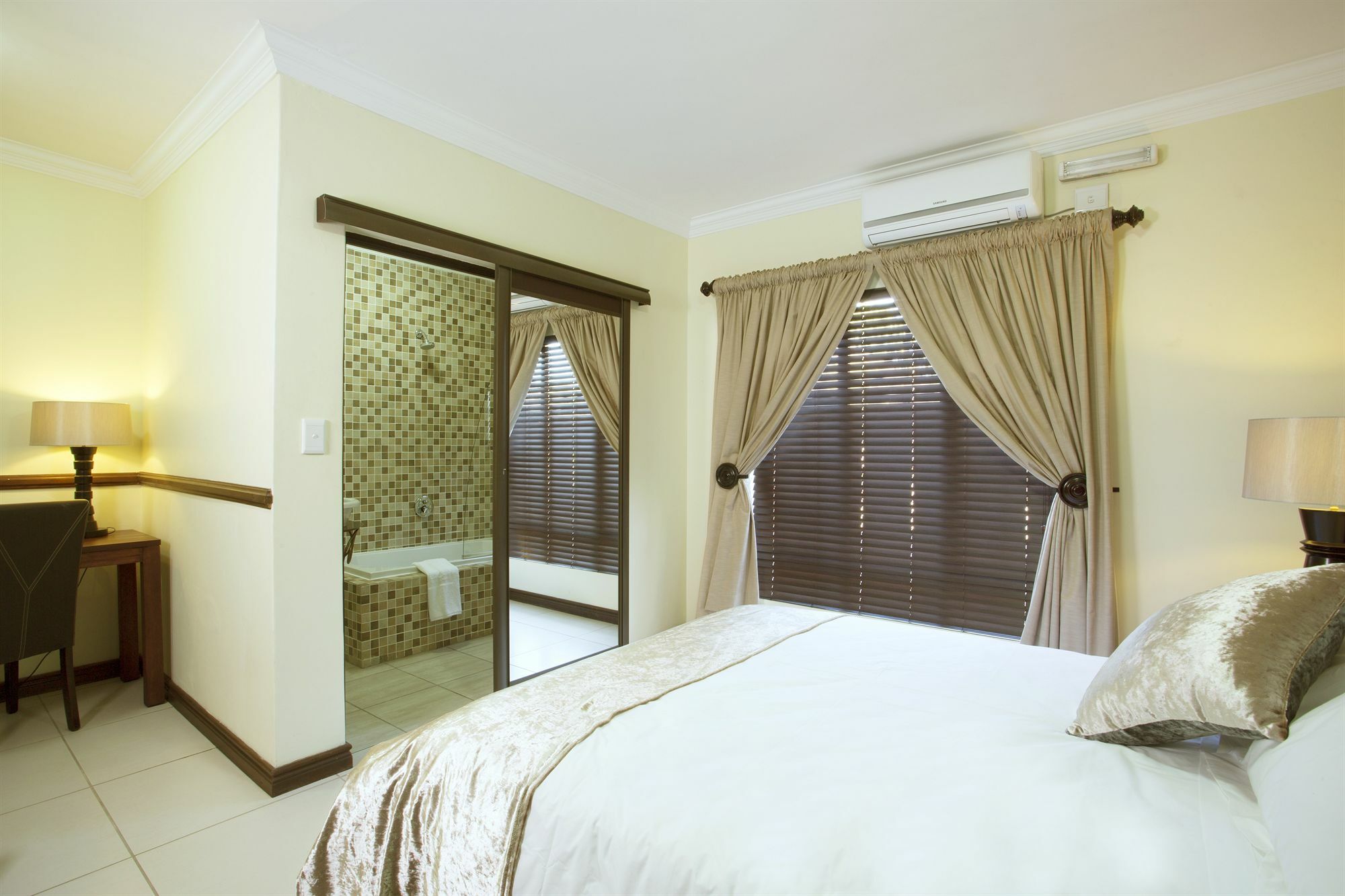 Eco Park Lodge Центурион Экстерьер фото